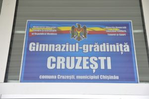 gimnaziu, Cruzești