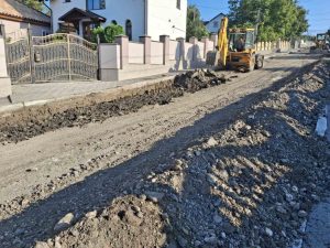 Drumul de acces spre suburbia Budești este în plin proces de reparație