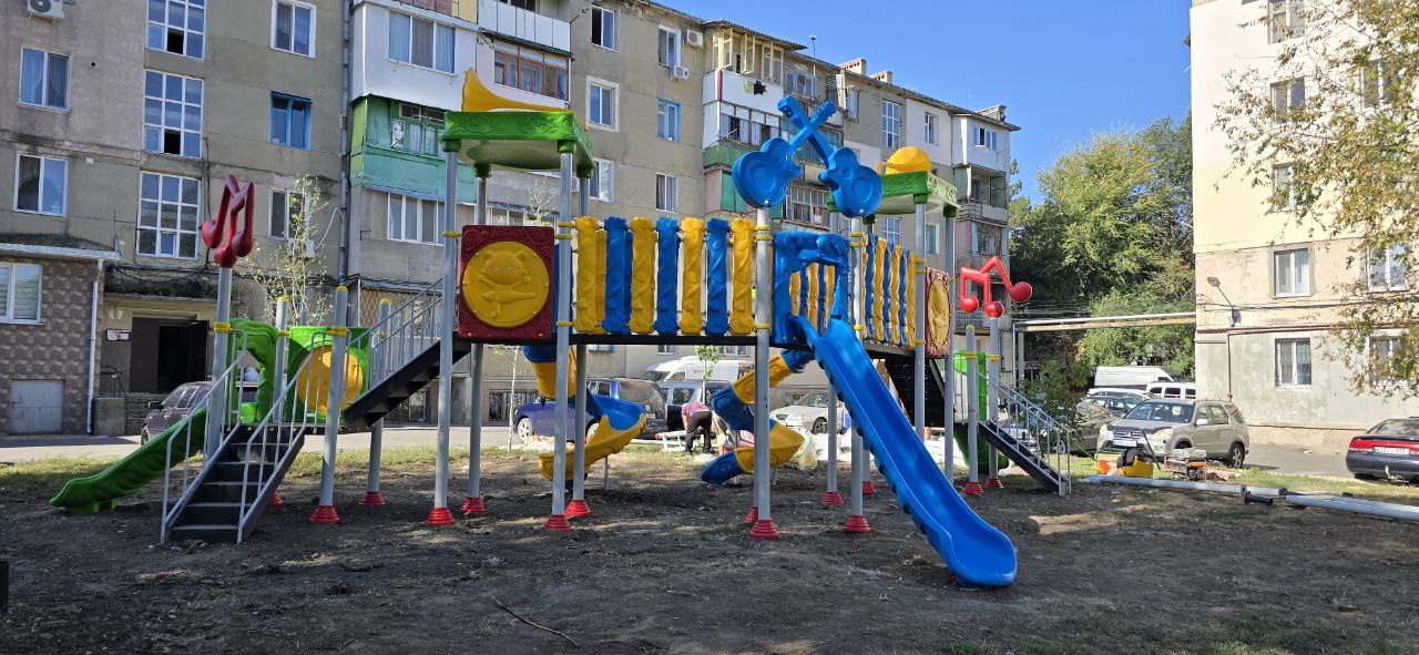 78df02a8-3eac-4843-a085-f8765e514ab5