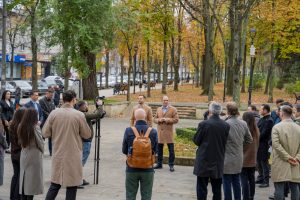 Plantarea arborilor decorativi cu participarea ambasadorilor acreditați în Republica Moldova - LIVE