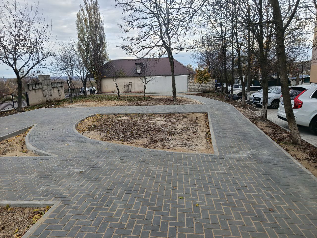 75ea6617-550b-44a5-adfc-42010bdaee58