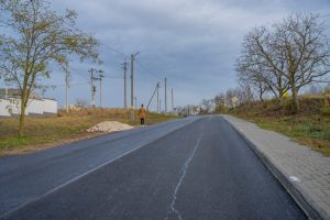 Trei drumuri de acces spre suburbii au fost reparate, în ultimii doi ani, cu investițiile alocate de Primăria Chișinău