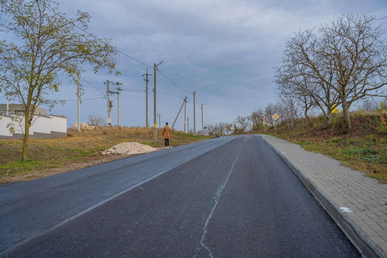 a4a24e2b-c521-4454-babe-d8b666c01117