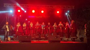 Locuitorii satului Dumbrava sărbătoresc Hramul Bisericii”Sf. Ierarh Petru Movilă”