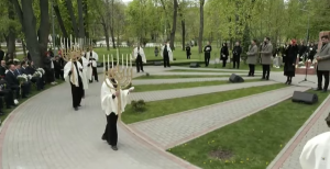 Reprezentanții Primăriei Chișinău participă la mitingul de comemorare a victimelor Pogromului din aprilie 1903 - LIVE