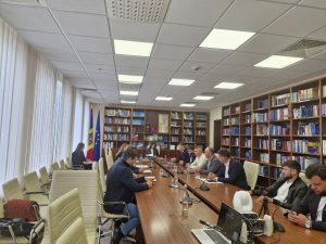 Dezbateri în Parlament pe subiectul centrului de colectare a deșeurilor de la Sîngera – LIVE