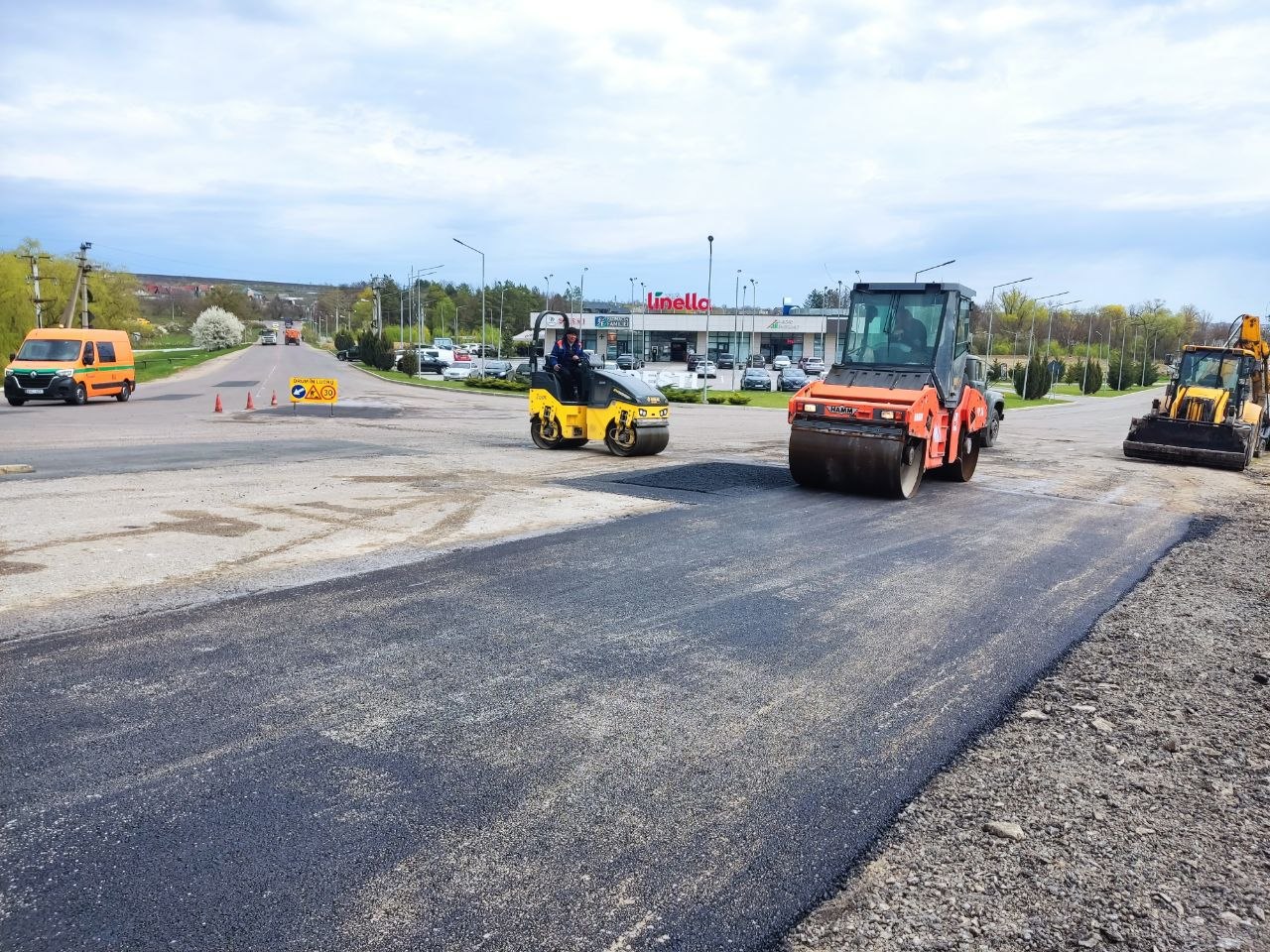 74653502-31cf-42c9-9b41-4dfd59bab1e1