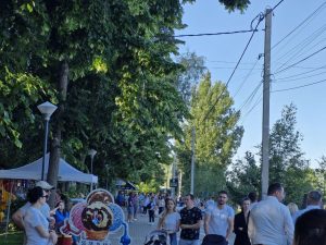 Family Fast pe plaja de la Vadul lui Vodă, la a doua ediție, trei zile incendiare unde copiii, părinții și buneii vor petrece timpul împreună