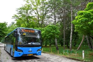 Family Fast pe plaja de la Vadul lui Vodă: Primăria Chișinău suplimentează numărul de curse pe ruta suburbană de autobuz nr. 31