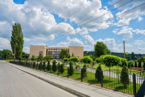 Ion Ceban, la LT ”Al. cel Bun” din Sîngera: suntem angajați să creăm condiții pentru a menține performanțele elevilor