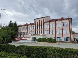 Platforme pavate, alei, zonă polivalentă pentru orele de educație fizică – proiect investițional finanțat de Primăria Chișinău la Liceul din Colonița